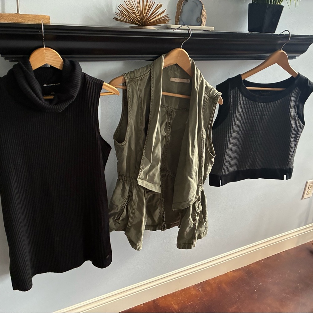 Lot of 3 women’s tops/vests- Max Jeans, Andrew Marc, Banana Republic